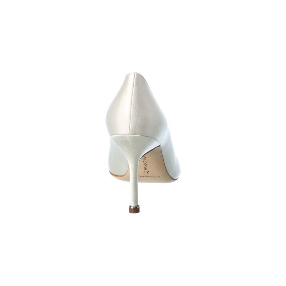 Manolo Blahnik Hangisi 90 Satin Pump - Picture 3 of 5